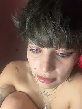 DayanaDG Chat XXX in diretta
