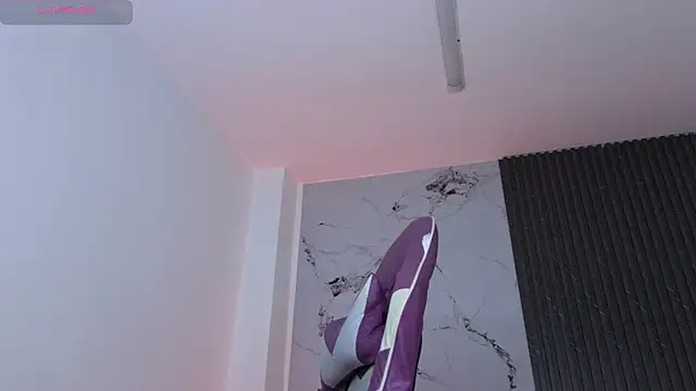 Chat +18 de Chloemuaak ao vivo