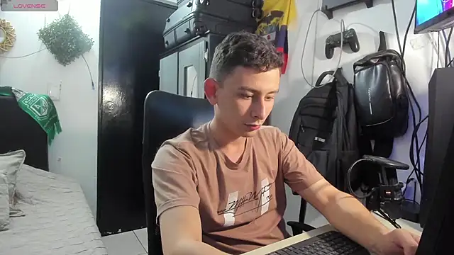 Онлайн чат XXX Christ_Miller3