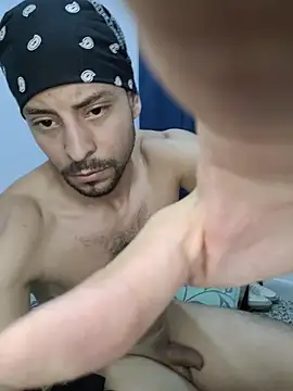 Cris_LaCobra_'s Live XXX Chat
