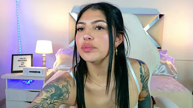 Chat +18 de _anagomez ao vivo