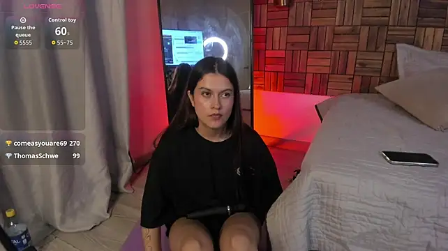 Chat +18 de madydoll_ ao vivo