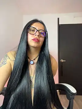 Czat XXX na żywo – Devilsweet17