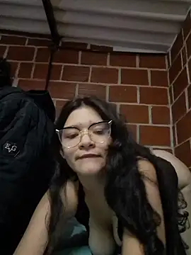 moonlight-couple webcam show