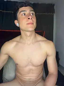 AustinJones_ Adlı Modelin Canlı XXX Sohbeti