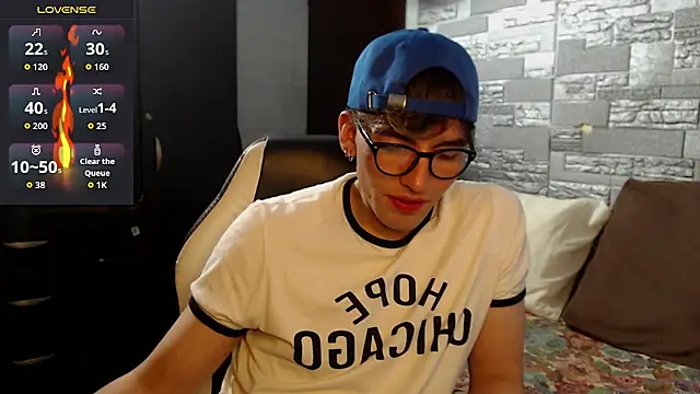 Ian_knight's Live XXX Chat