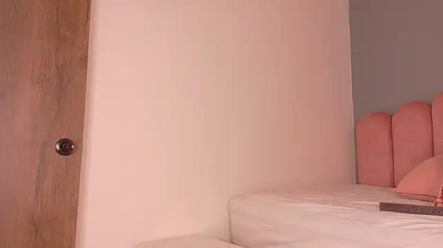 SofiaDiamond_ 现场XXX聊天