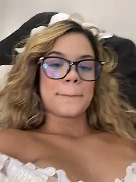 Alisha-Bond's Live XXX Chat