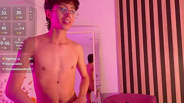 Chat XXX ao vivo de Twink_Sebas7