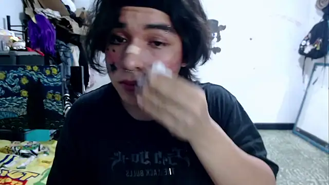 Cutie_Sam 即時 XXX 聊天