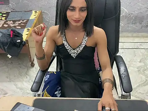 LuvLayla: απευθείας συνομιλία ΧΧΧ