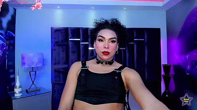 Chatroom XXX en direct de LYRA_STONE