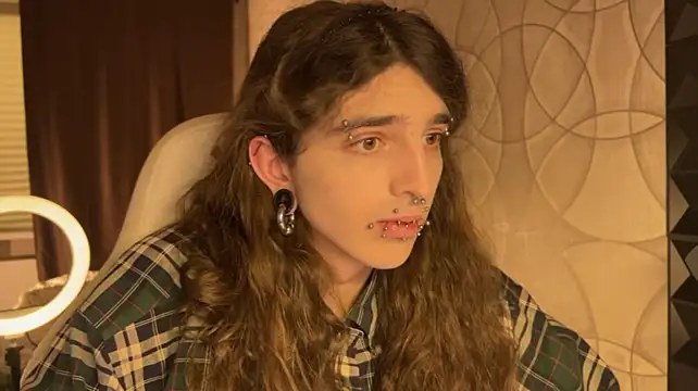 Kriisp élő XXX-chatje