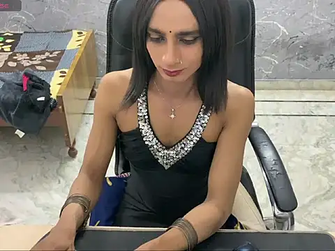 LuvLayla Live XXX-chat