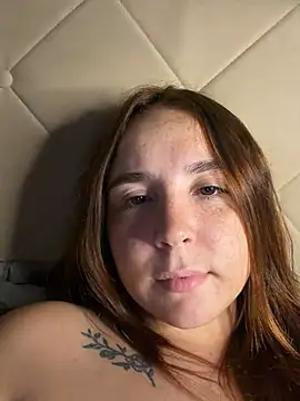 Chat +18 de AMORINHA_S2_ ao vivo