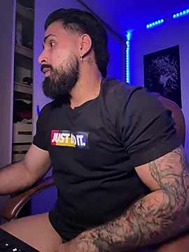 Ryan_Black3 লাইভ XXX চ্যাট