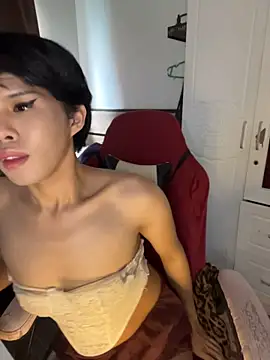 Plaxxxtique Live XXX Chat