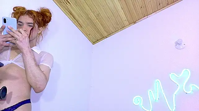 Sweet_Everlin01's Live XXX Chat
