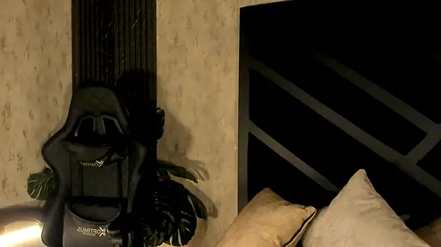 Jacob_Benelli Chat XXX live