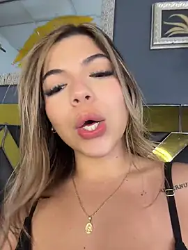แชท XXX สดของ AngelBlushXXX