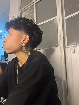 ian_mathias_ Chat XXX in diretta