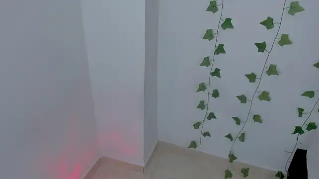 _miagarcia Live XXX-Chat