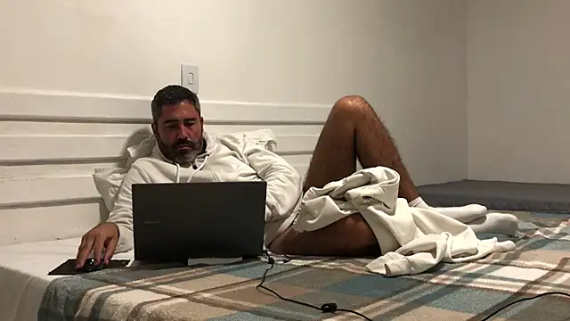 Chat XXX Live victor_chat