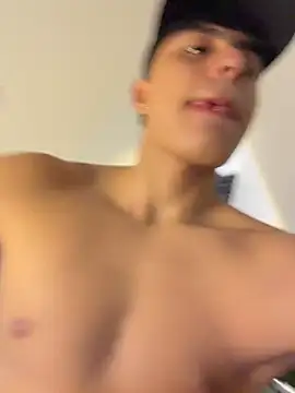 Chatroom XXX en direct de Lander_Cruz