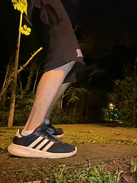 Czat XXX na żywo – TonnyBottom