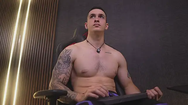 Živý XXX chat JacksonOlsenn