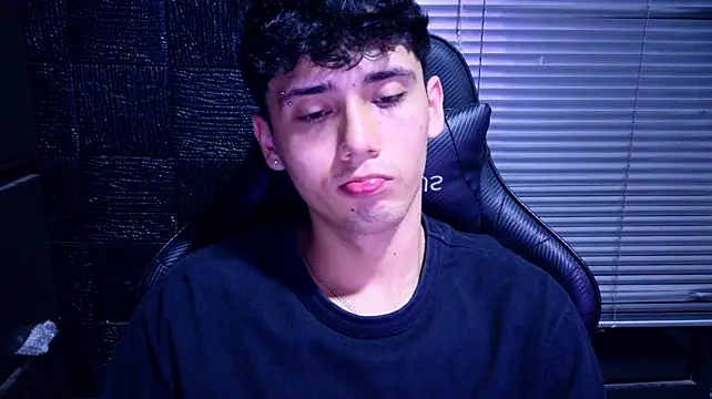 Chat +18 de SrJacobs ao vivo