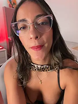 Chat XXX en directo de elegant__rouse