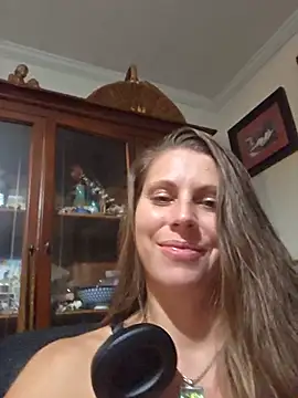 Chatroom XXX en direct de KittyWhispers