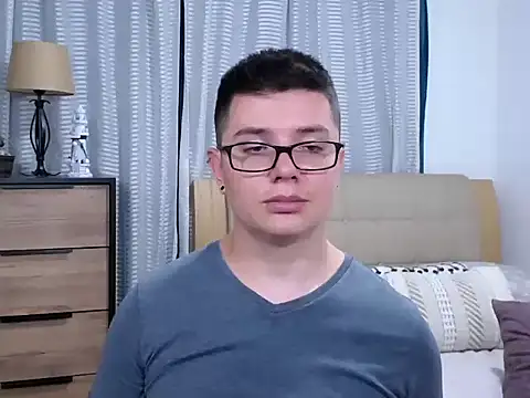 Chat +18 de BlackFoXXX69 ao vivo