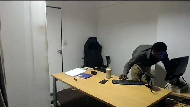 Mastertopdome's Webcam Show