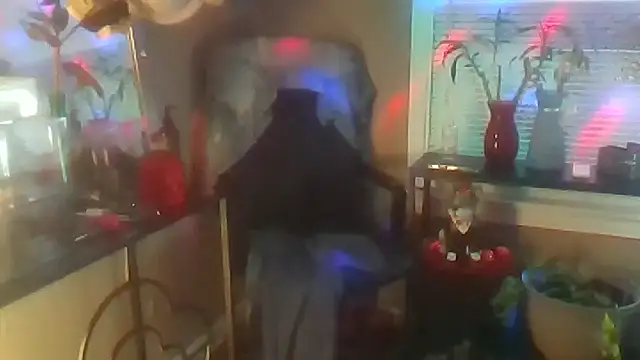 LuluLove6969のライブXXXチャット