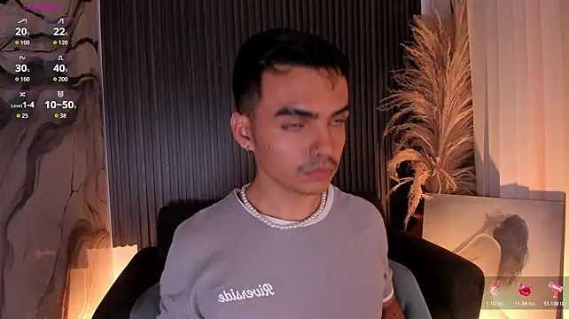 NicoKingg1_'s Live XXX Chat