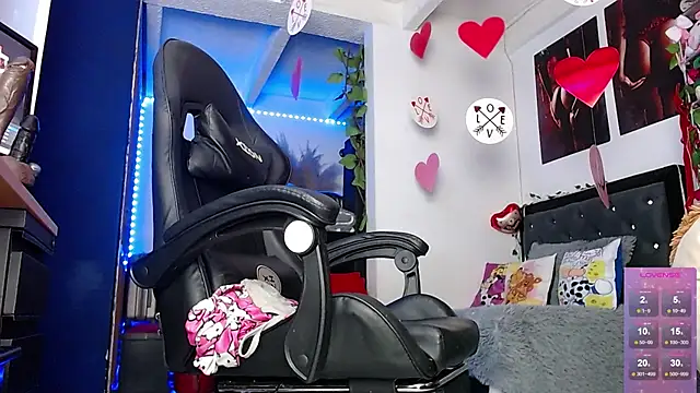 Niky_777's Live XXX Chat