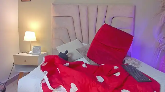XXX chat uživo modela Eva-Millss