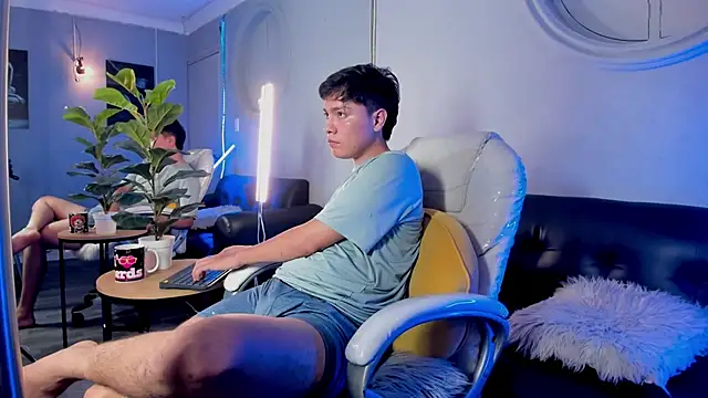 Marco17__ XXX чат на живо