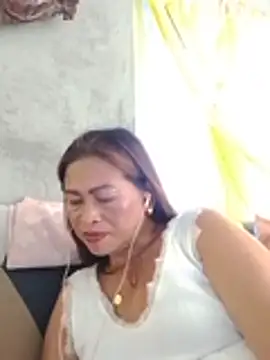 merr_ann123's Live Chat Room