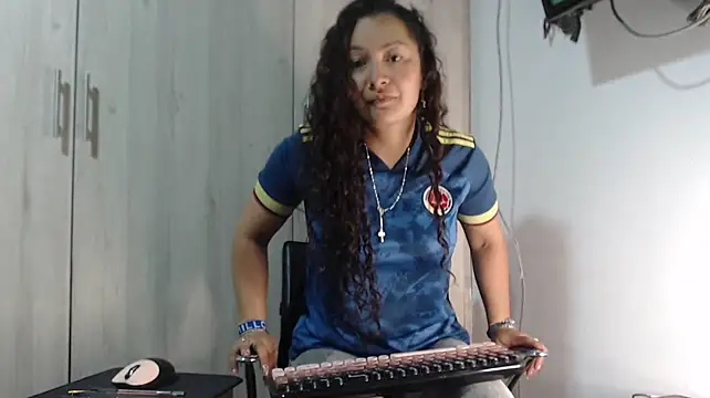khawit_1 Chat XXX live