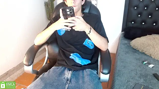 Chat +18 de AmethystShadow17 ao vivo
