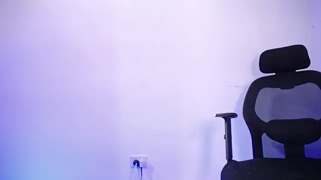 Sharlot_essence's Live XXX Chat