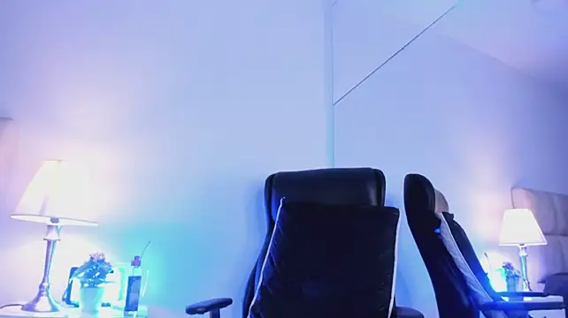 Chriss_Diamond 现场XXX聊天