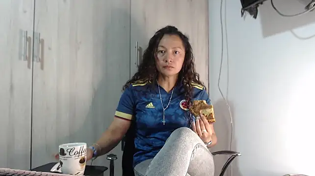Chatroom XXX en direct de khawit_1