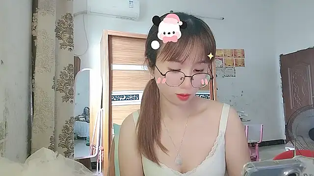 Lili_666 – Naživo XXX chat