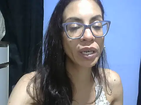 XXX chat uživo modela Diana-larossa
