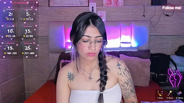 แชท XXX สดของ mia_devine_