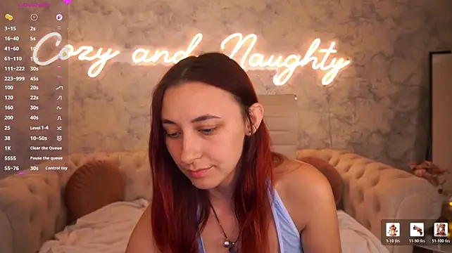 XXX chat uživo modela RoxieRay